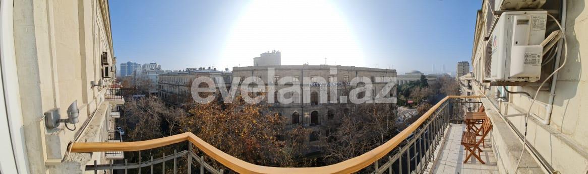 Rent, old building, 3 room, 60 m², Sahil m.