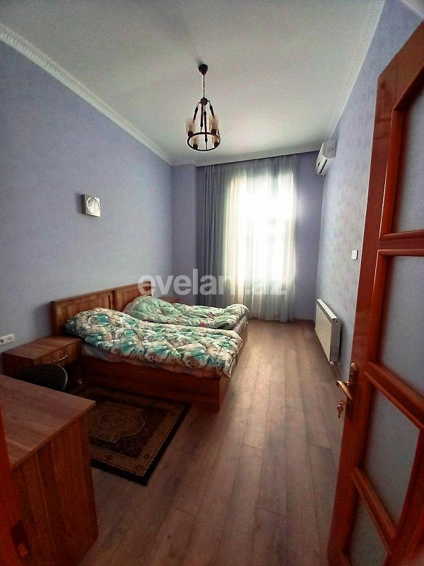 Rent, old building, 3 room, 60 m², Sahil m.
