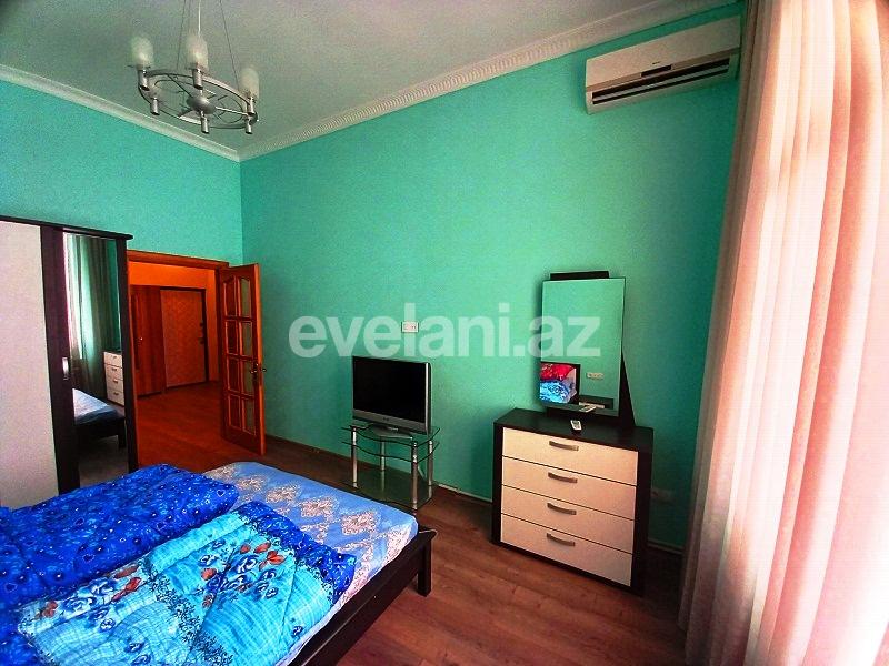 Rent, old building, 3 room, 60 m², Sahil m.
