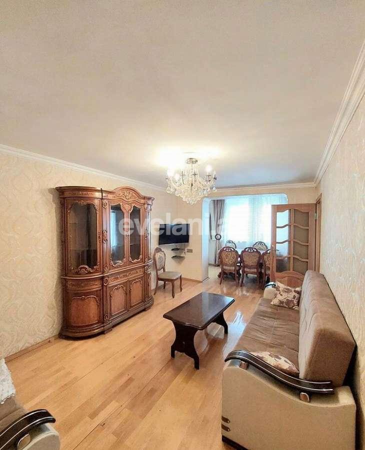 Satılır, yeni tikili, 3 otaqlı, 70 m², Nizami m.