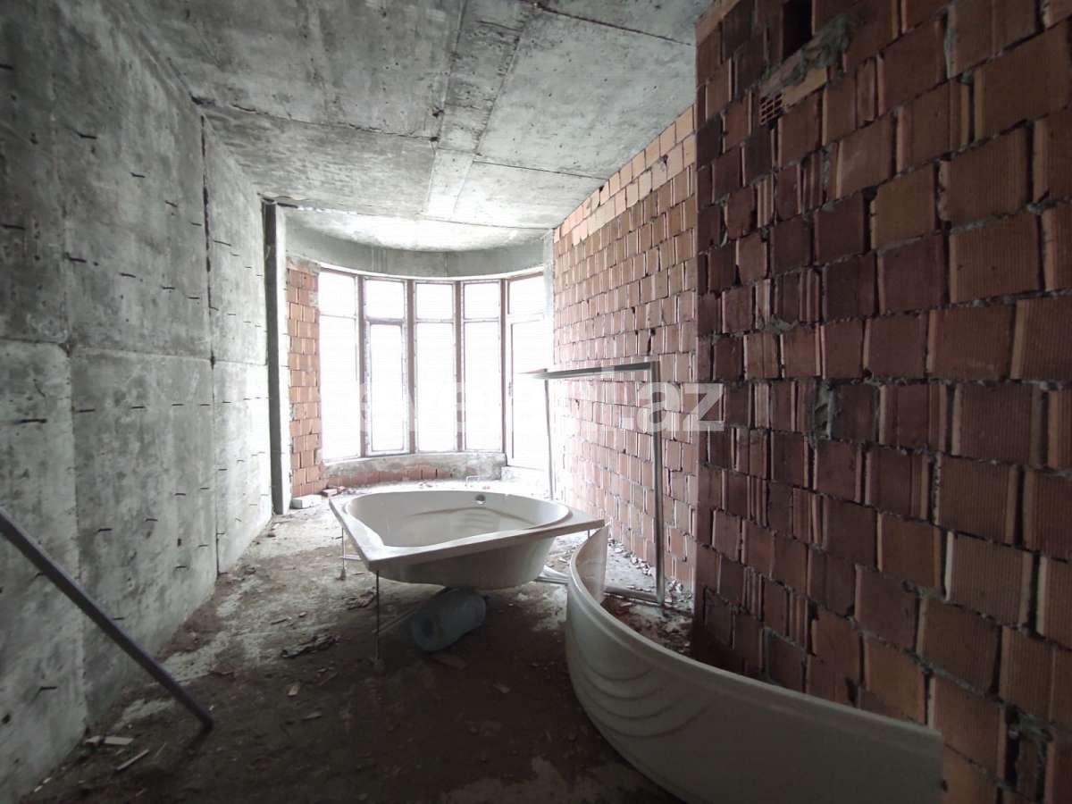 Satılır, yeni tikili, 4 otaqlı, 198 m², Şah İsmayıl Xətai m.