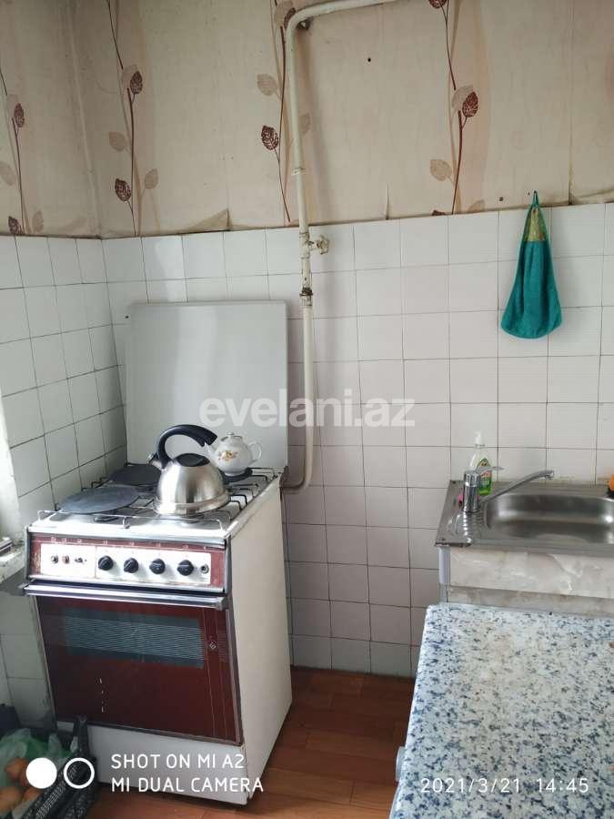 Satılır, köhnə tikili, 3 otaqlı, 80 m², Neftçilər m.