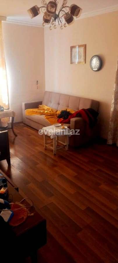 Продаётся, вторичка, 3-комнаты, 55 m², Элмляр Академиясы m.