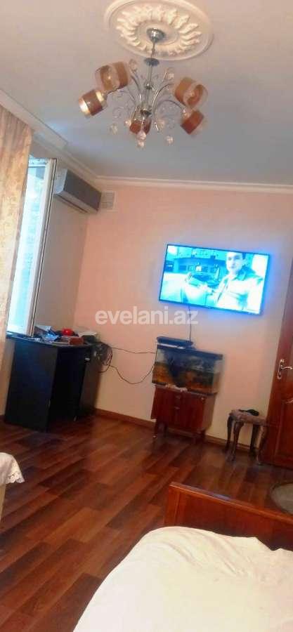 Продаётся, вторичка, 3-комнаты, 55 m², Элмляр Академиясы m.