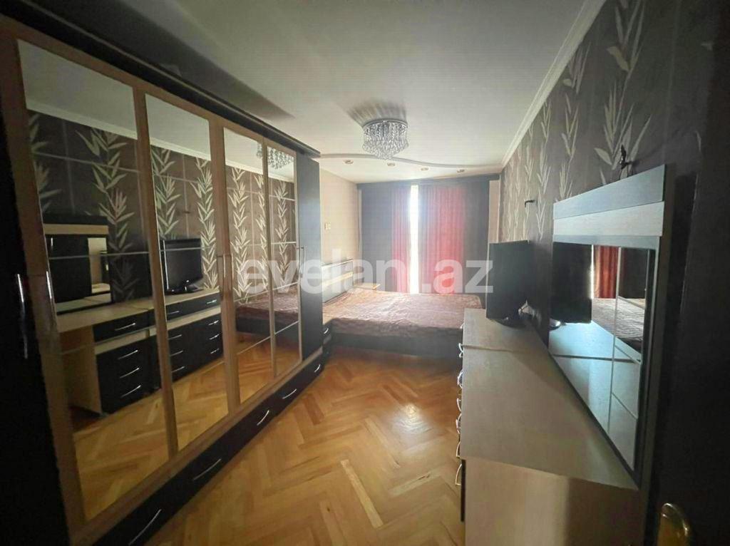Sale, old building, 3 room, 70 m², Elmlar Akademiyası m.