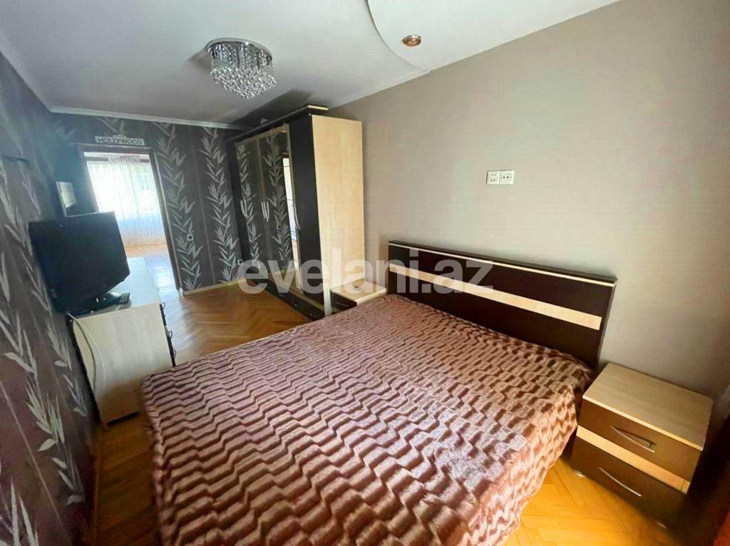 Sale, old building, 3 room, 70 m², Elmlar Akademiyası m.