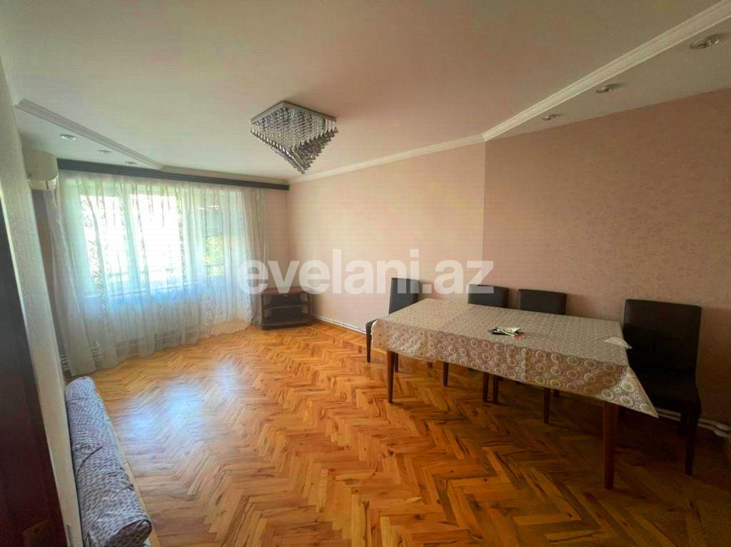 Sale, old building, 3 room, 70 m², Elmlar Akademiyası m.