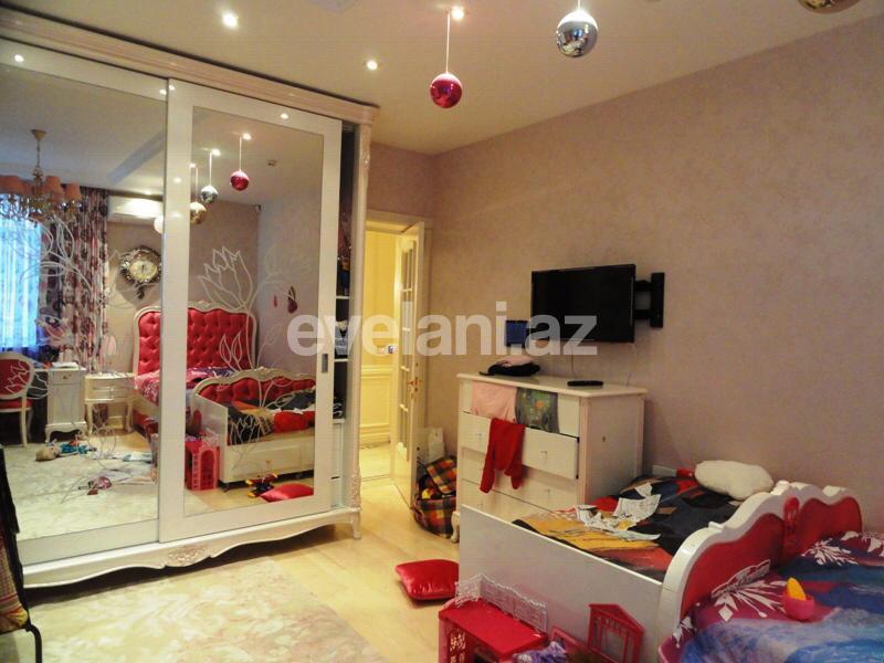 Sale, new building, 4 room, 220 m², Nizami m.