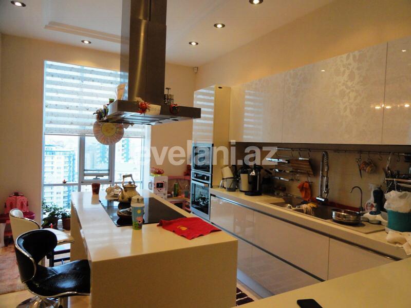 Sale, new building, 4 room, 220 m², Nizami m.