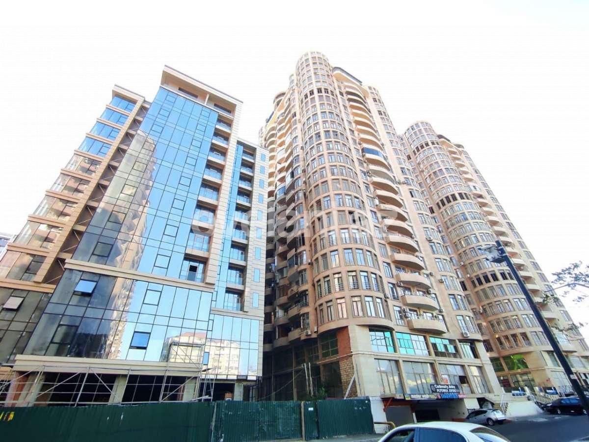 Satılır, yeni tikili, 5 otaqlı, 226 m², Şah İsmayıl Xətai m.