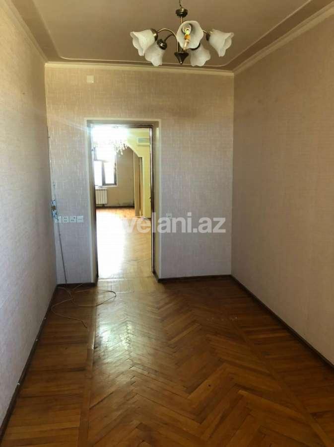 Satılır, köhnə tikili, 2 otaqlı, 60 m², 3-cü mikrorayon q.