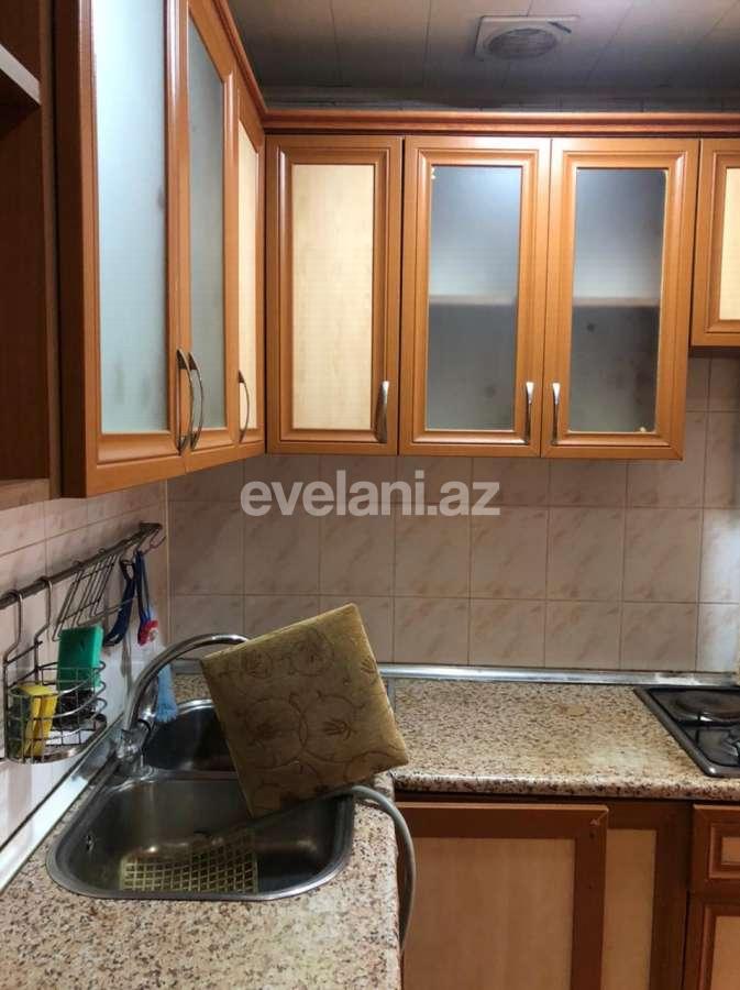 Satılır, köhnə tikili, 2 otaqlı, 60 m², 3-cü mikrorayon q.