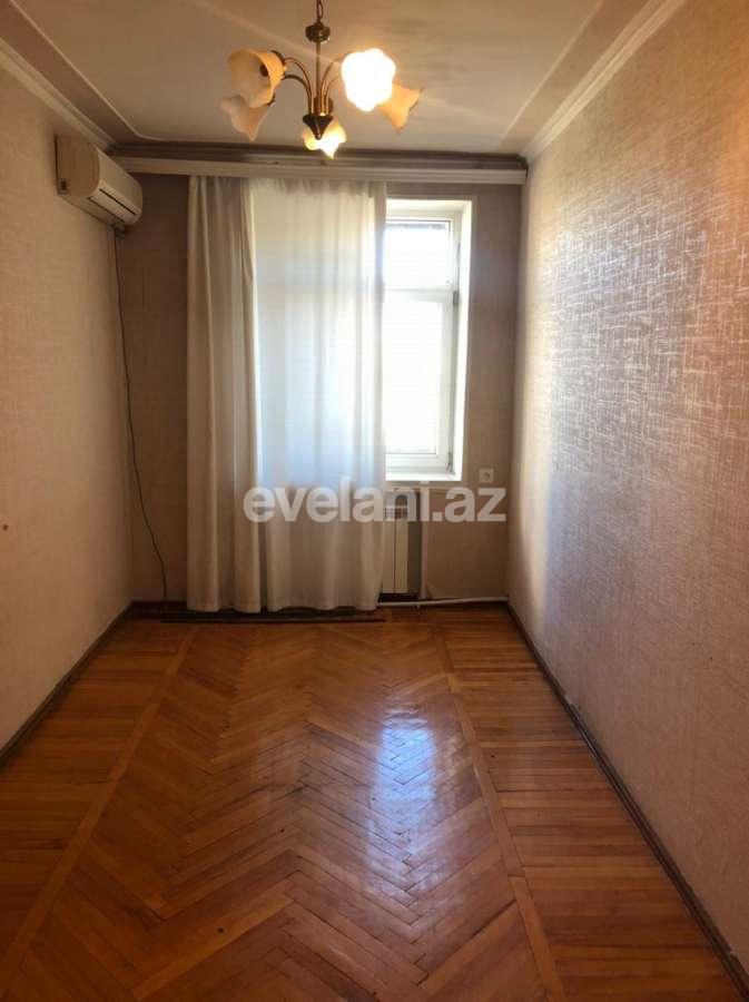 Satılır, köhnə tikili, 2 otaqlı, 60 m², 3-cü mikrorayon q.