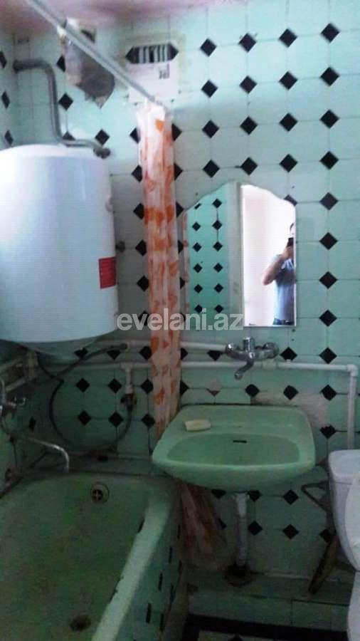 Satılır, köhnə tikili, 2 otaqlı, 50 m², 28 may m.