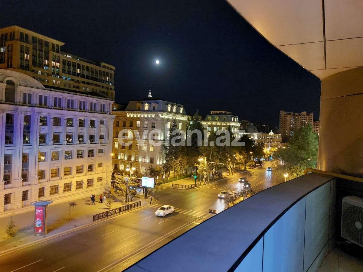 Satılır, yeni tikili, 5 otaqlı, 200 m², Yasamal r.