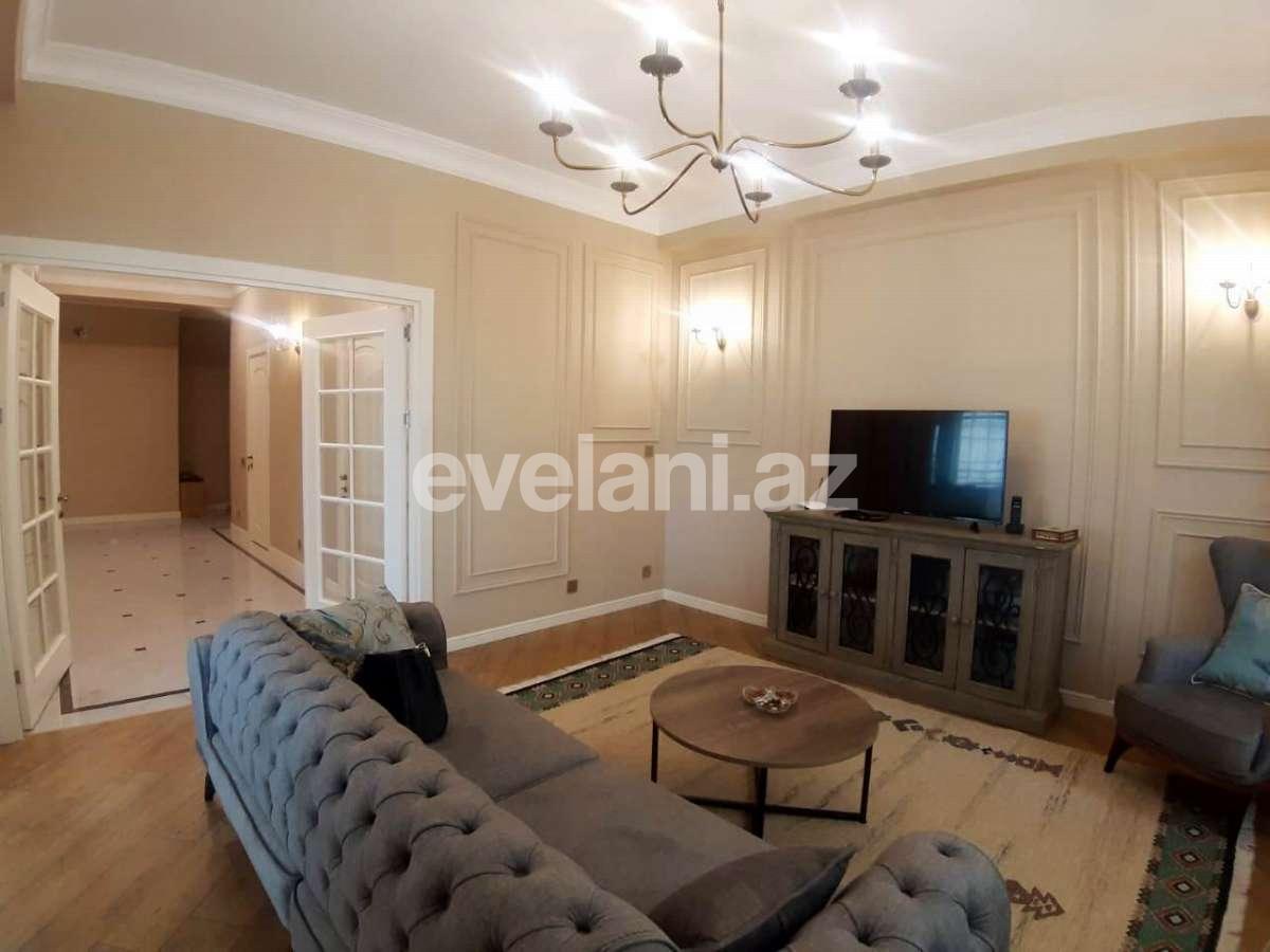 Satılır, yeni tikili, 3 otaqlı, 130 m², Elmlər Akademiyası m.