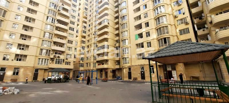 Satılır, yeni tikili, 1 otaqlı, 68 m², 8 Noyabr m.