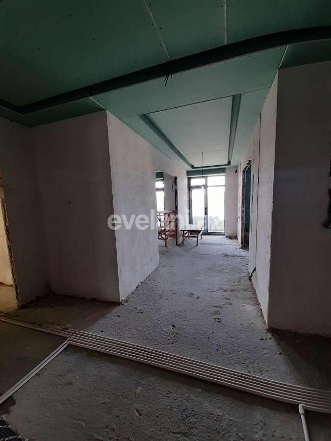 Satılır, yeni tikili, 5 otaqlı, 250 m², 20 yanvar m.