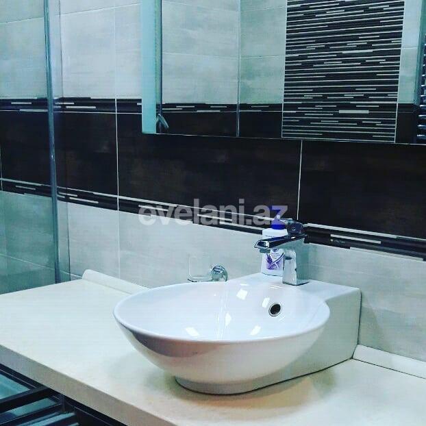 Сдаётся, новостройка, 4-комнаты, 200 m², Насиминский r.