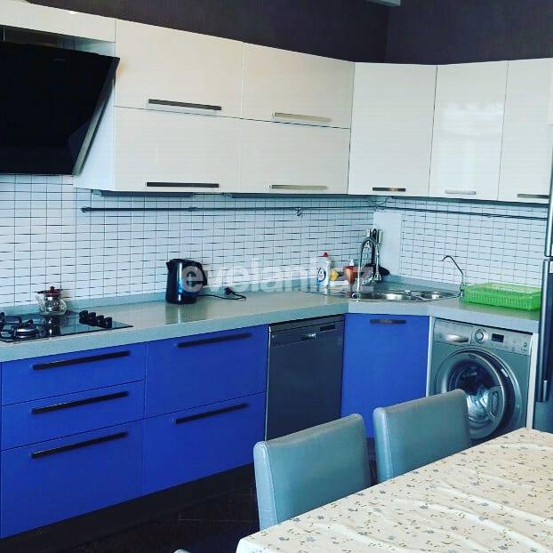 Сдаётся, новостройка, 4-комнаты, 200 m², Насиминский r.