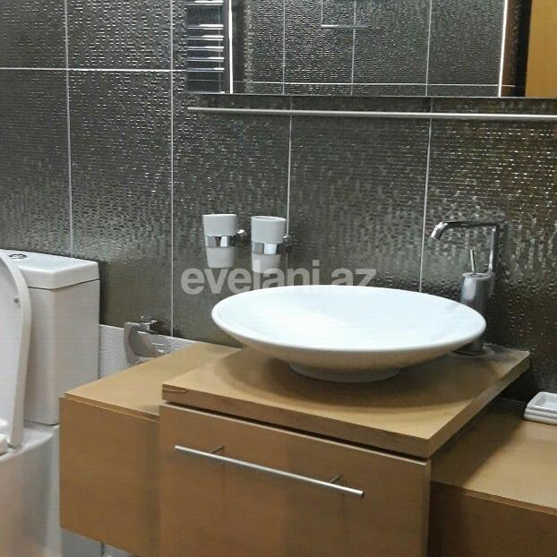 Сдаётся, новостройка, 4-комнаты, 200 m², Насиминский r.