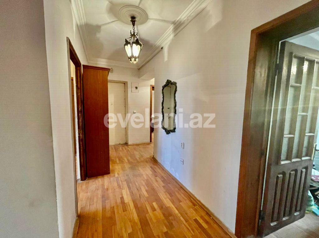 Sale, old building, 4 room, 66 m², Nasimi m.