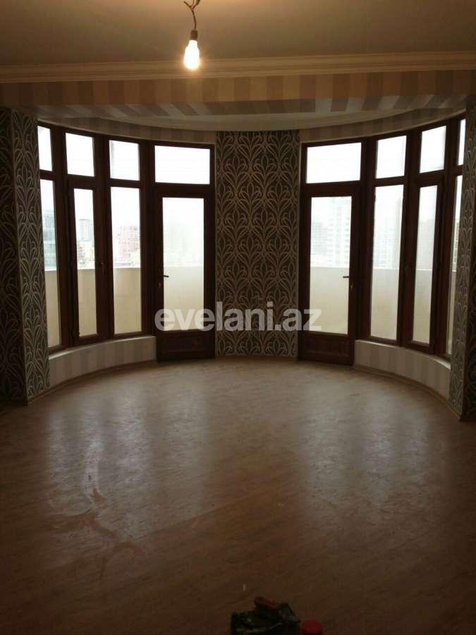 Satılır, yeni tikili, 3 otaqlı, 140 m², 28 may m.