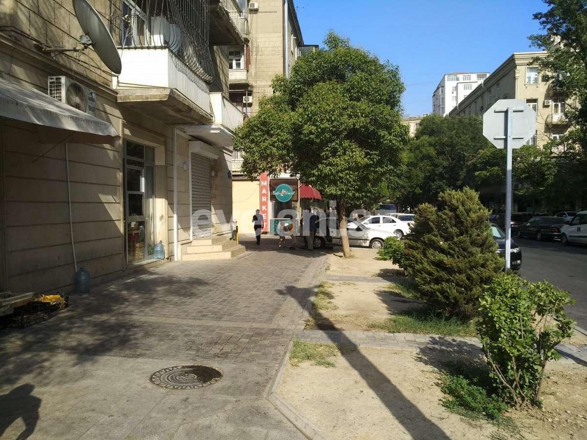 Kirayə verilir, obyekt, 44 m², Elmlər Akademiyası m.