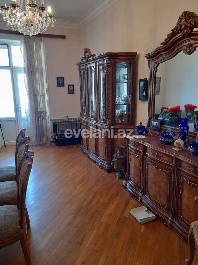 Kirayə verilir, köhnə tikili, 3 otaqlı, 85 m², Elmlər Akademiyası m.