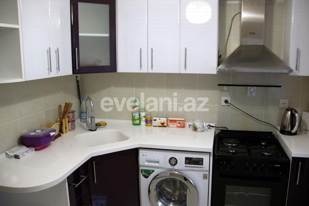 Продаётся, вторичка, 3-комнаты, 80 m², Элмляр Академиясы m.