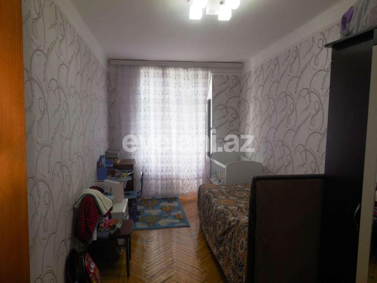 Продаётся, вторичка, 3-комнаты, 67 m², Элмляр Академиясы m.