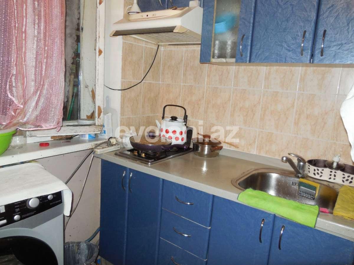 Продаётся, вторичка, 2-комнаты, 65 m², Низами m.