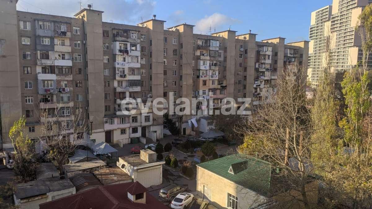 Продаётся, вторичка, 2-комнаты, 65 m², Низами m.