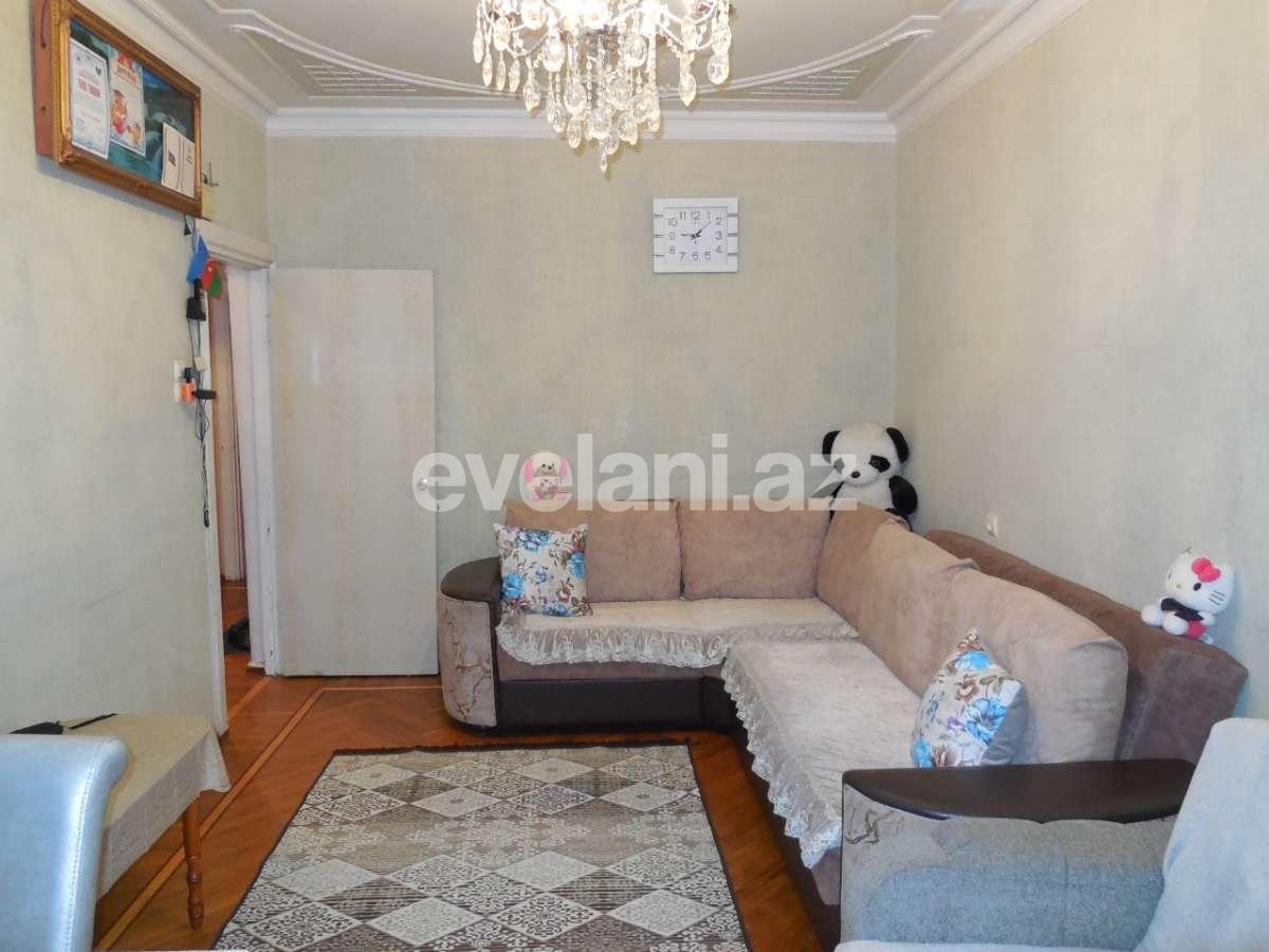 Продаётся, вторичка, 2-комнаты, 65 m², Низами m.