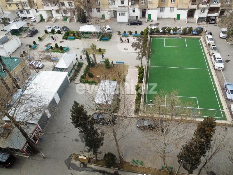 Продаётся, вторичка, 2-комнаты, 65 m², Низами m.