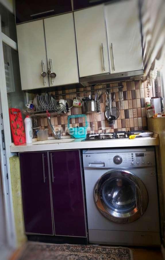 Продаётся, вторичка, 2-комнаты, 48 m², Азадлыг проспекти m.