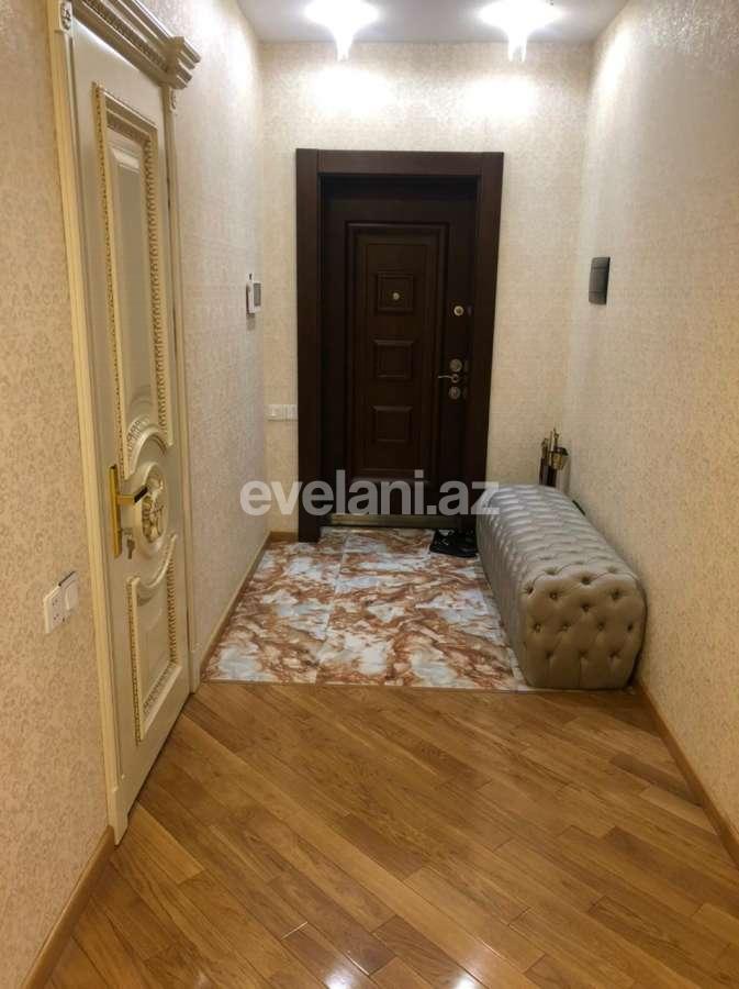 Satılır, yeni tikili, 3 otaqlı, 143 m², 8 Noyabr m.