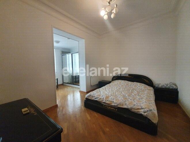 Kirayə verilir, köhnə tikili, 3 otaqlı, 175 m², Səbail r.