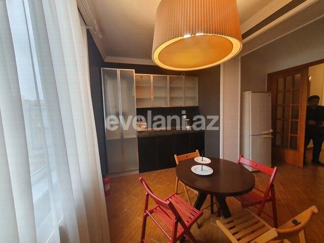 Kirayə verilir, köhnə tikili, 3 otaqlı, 175 m², Səbail r.