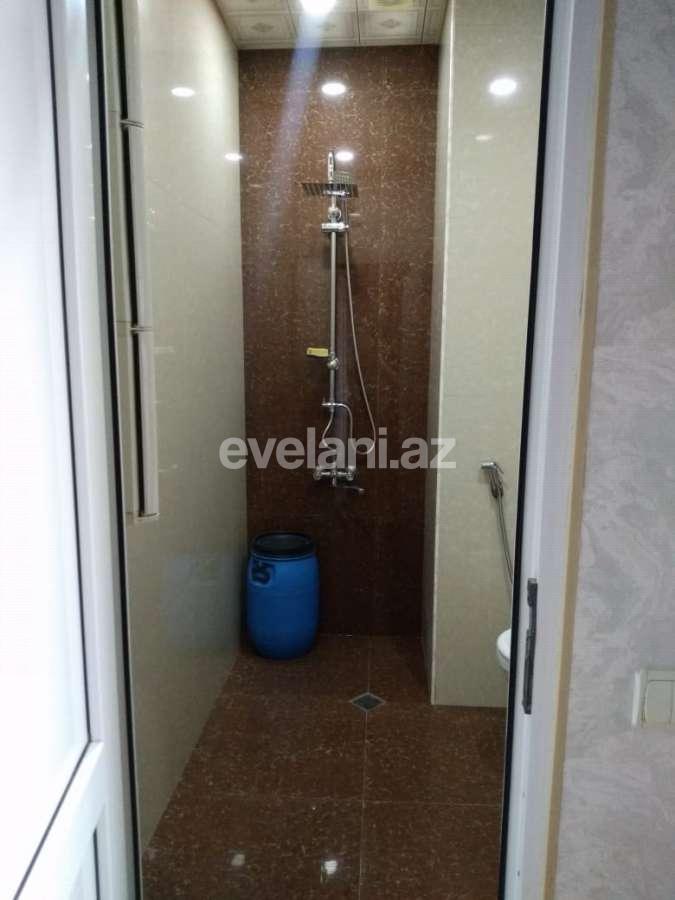 Sale, old building, 2 room, 68 m², Khalglar Doslugu m.