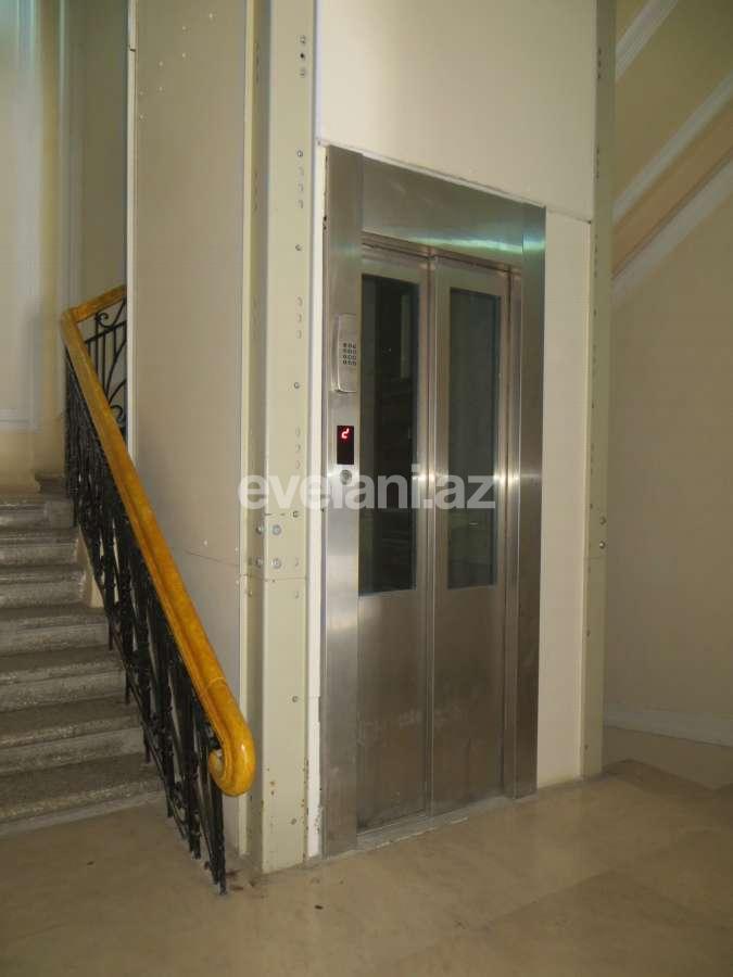 Satılır, köhnə tikili, 3 otaqlı, 80 m², Xırdalan