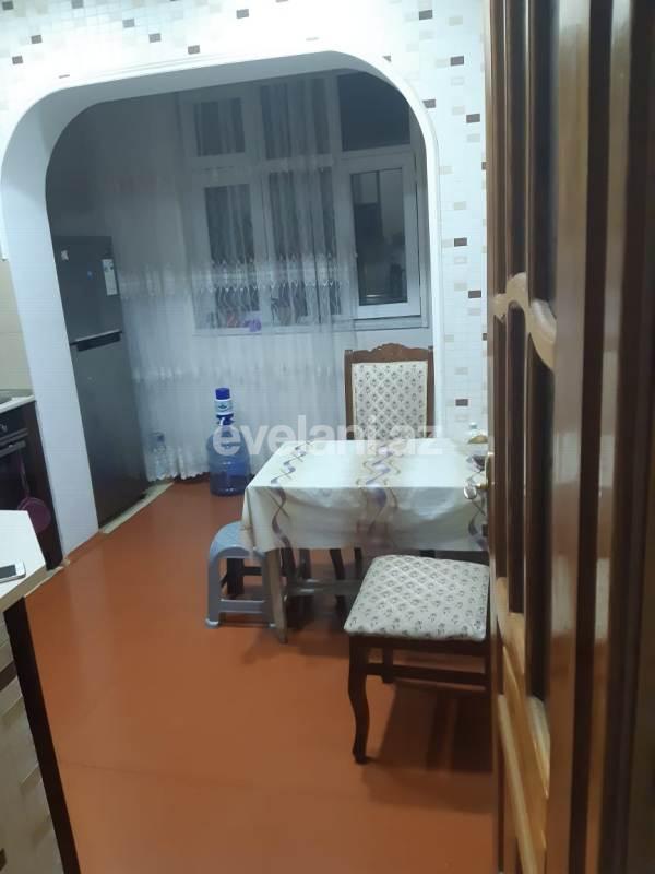 Satılır, köhnə tikili, 4 otaqlı, 112 m², İnşaatçılar m.