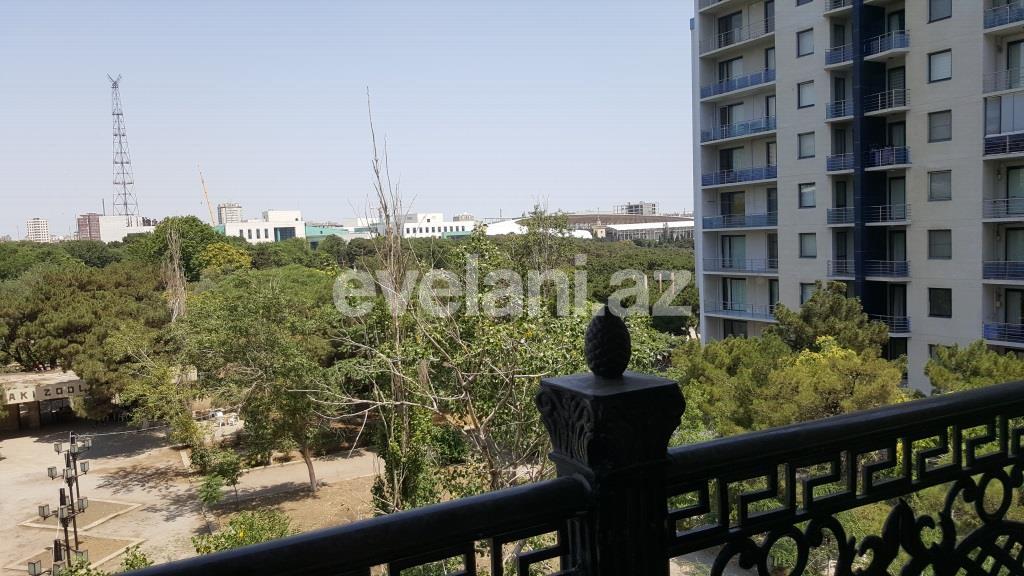 Satılır, yeni tikili, 5 otaqlı, 300 m², Gənclik m.