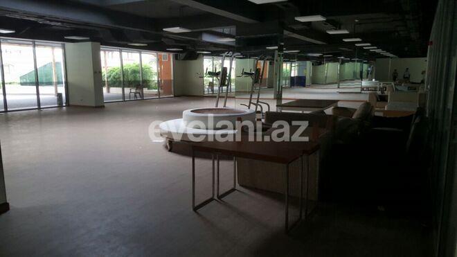 Satılır, yeni tikili, 5 otaqlı, 300 m², Gənclik m.