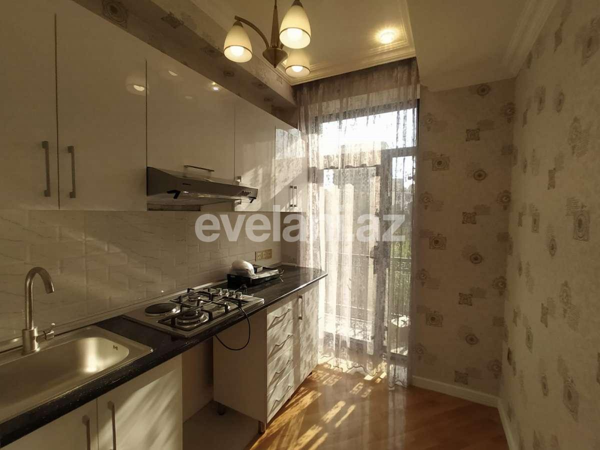 Satılır, yeni tikili, 2 otaqlı, 65 m², Bakı, Nəsimi r, 4-cü mikrorayon q, Memar Əcəmi m.