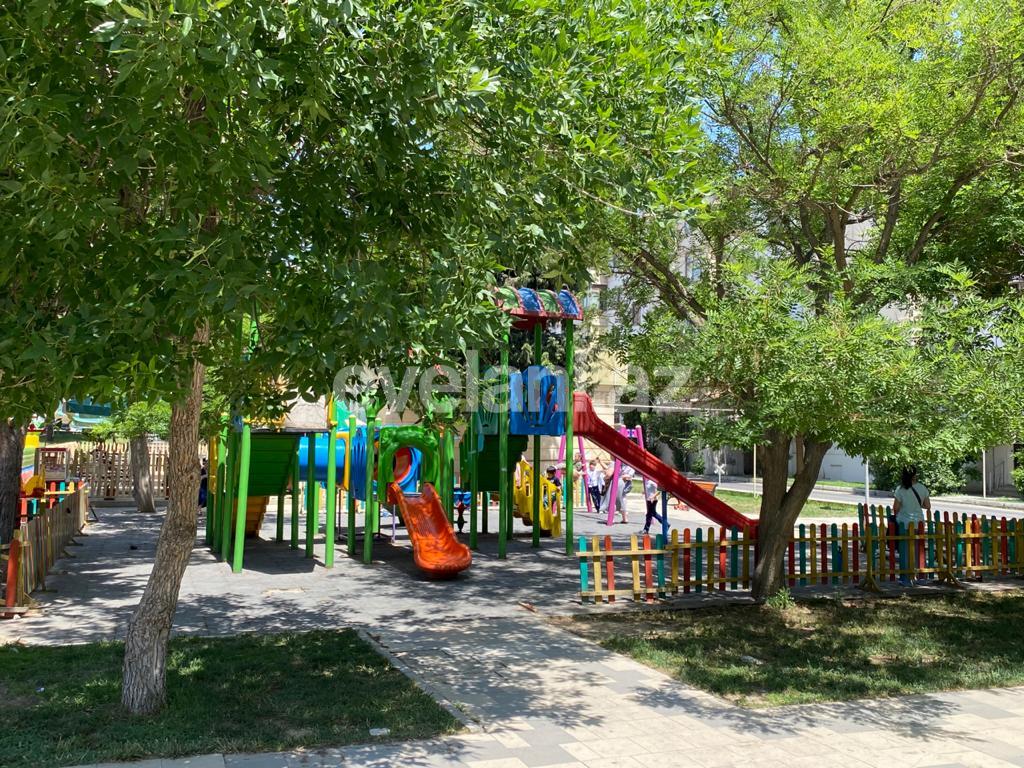 Satılır, yeni tikili, 2 otaqlı, 65 m², Bakı, Nəsimi r, 4-cü mikrorayon q, Memar Əcəmi m.