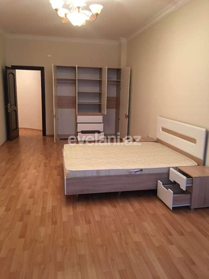 Satılır, yeni tikili, 4 otaqlı, 210 m², 28 may m.