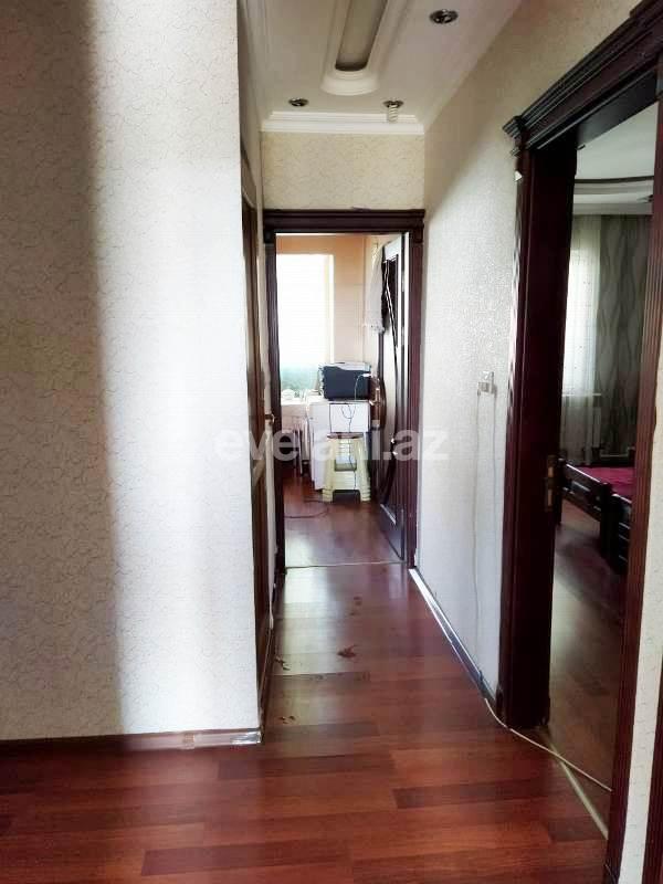 Satılır, köhnə tikili, 4 otaqlı, 112 m², İnşaatçılar m.