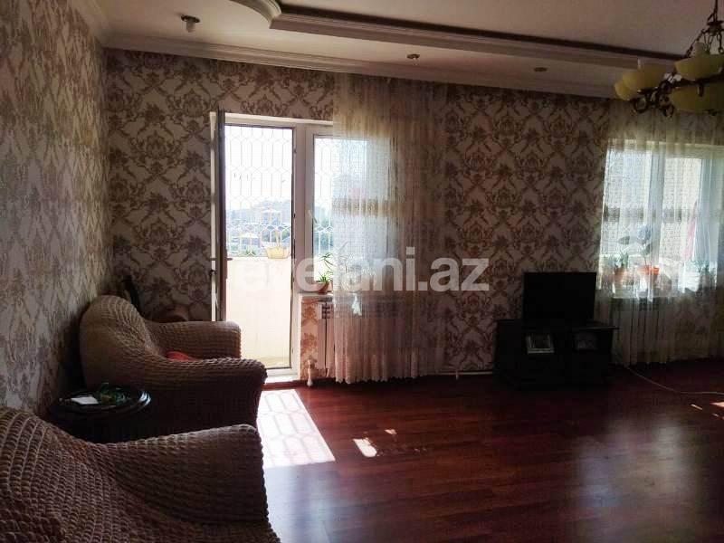 Satılır, köhnə tikili, 4 otaqlı, 112 m², İnşaatçılar m.