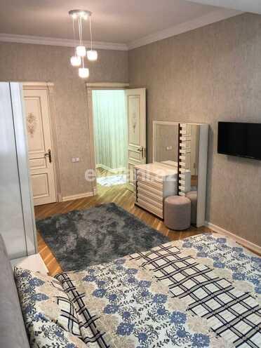 Сдаётся, новостройка, 2-комнаты, 105 m², 28 мая m.